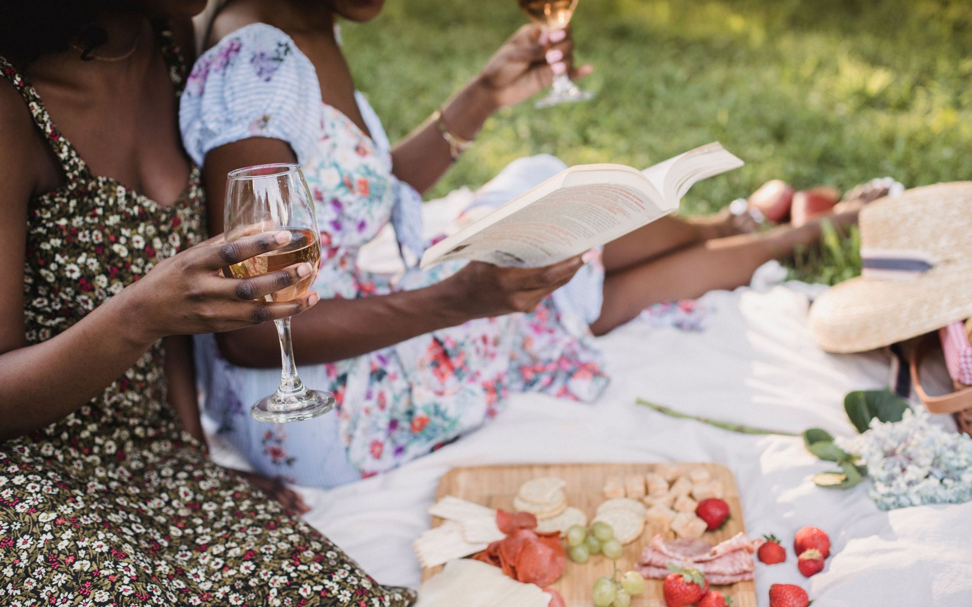 Picnic in the Vines at Northlight Studio
